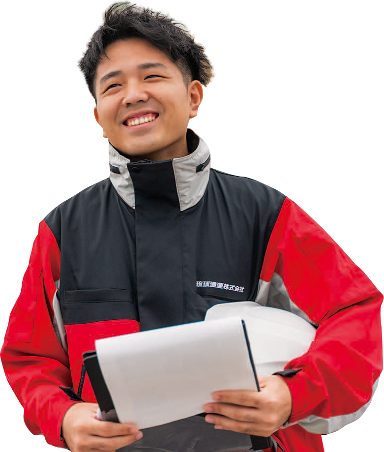 貿易業界で活躍する先輩の姿　前泊さん