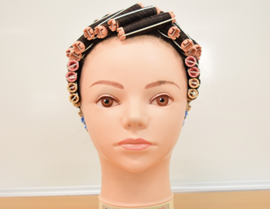 ワインディングされたマネキン